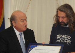 Sepp Blatter ja Aivar Pohlak. Foto: Heiki Rebane