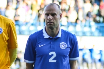 100. mängu tegev Lindpere: kerge ärevus on