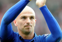 Leicester kaotab ühe oma tugitala