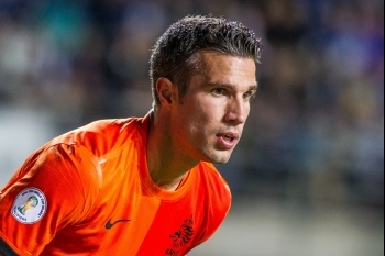Fenerbahce ei suutnud van Persie debüüdil võita