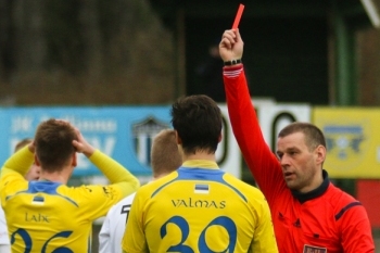 Kuressaare ja Levadia II tegid pöörase pooltunni