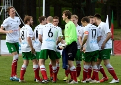 FC Elva rõõmustamas. Foto: Imre Pühvel