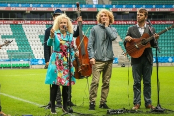 Flora päevik #6: Curly Strings ft. Rauno Alliku
