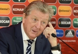 Roy Hodgson otsib parimat koosseisu. Foto: Imre Pühvel