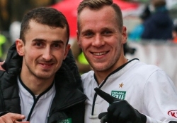 Andre Frolov (paremal) pärast mängu koos Zakaria Beglarišviliga. Foto: Brit Maria Tael