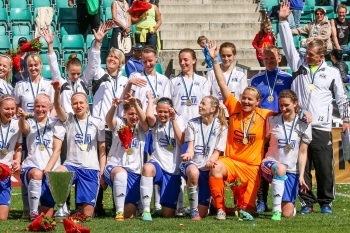 Video: Kuidas tegutsevad Jüri Saar ja Pärnu naiskond