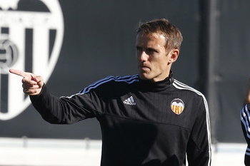 Neville sai Valencia peatreeneriks
