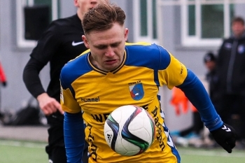 Poolproff Laurits tunneb end rohkem jalgpallurina