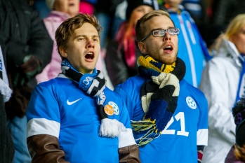 Norra mängul esitab hümni Noorkuu