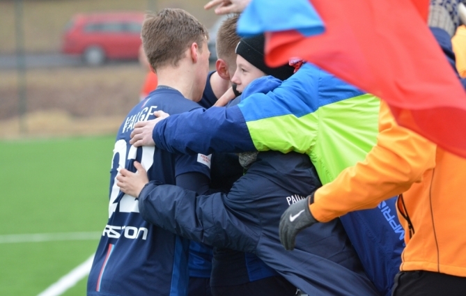 Paide alistas dramaatilises mängus Vapruse, Vunk sai otse punase  (hinda mängijaid!) 