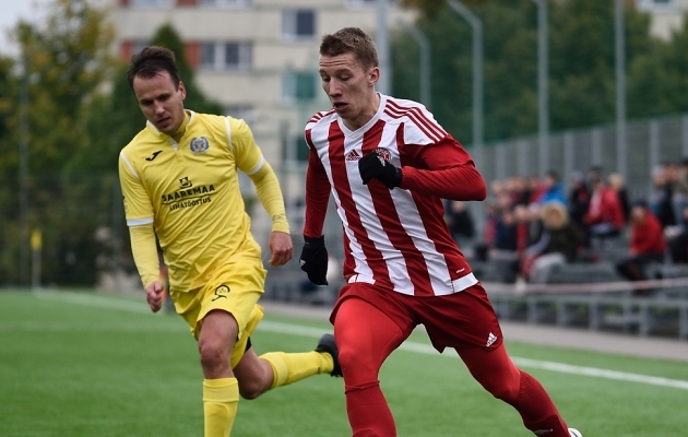 Mulluse hooaja f&auml;nnide lemmik Alex Meinhard j&auml;tkab v&auml;hemalt hooaja esimeses pooles Santosega. Foto: Imre P&uuml;hvel
